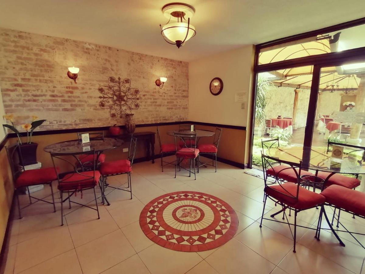 Hostal Villa Toscana Città del Guatemala Esterno foto