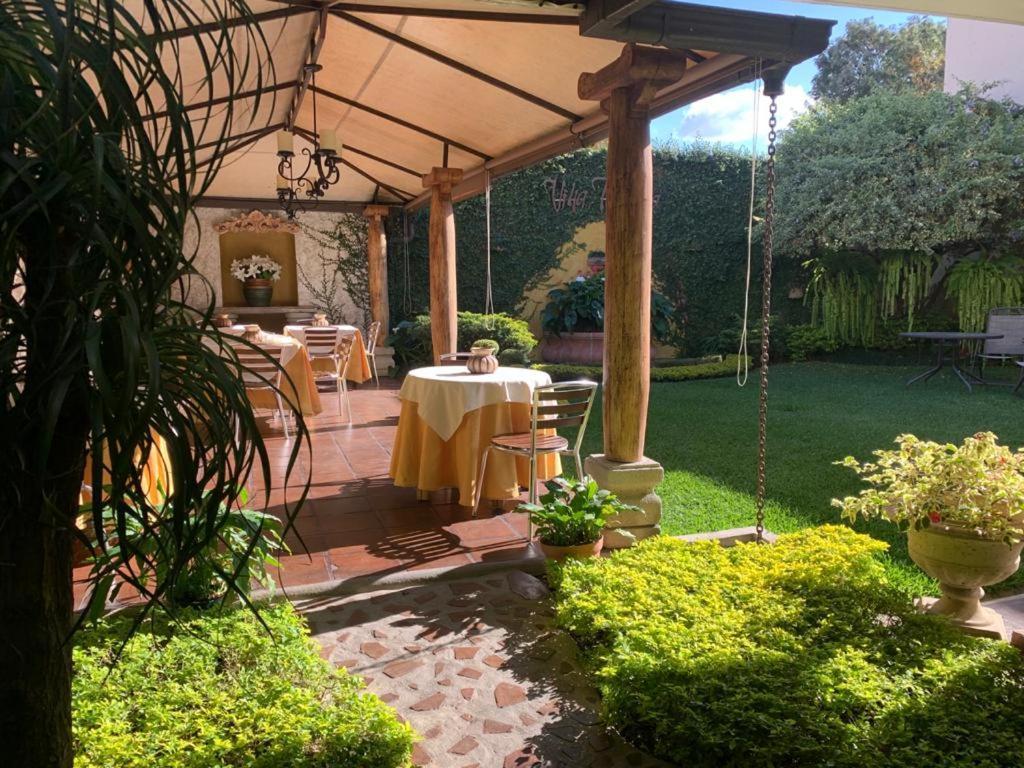Hostal Villa Toscana Città del Guatemala Esterno foto