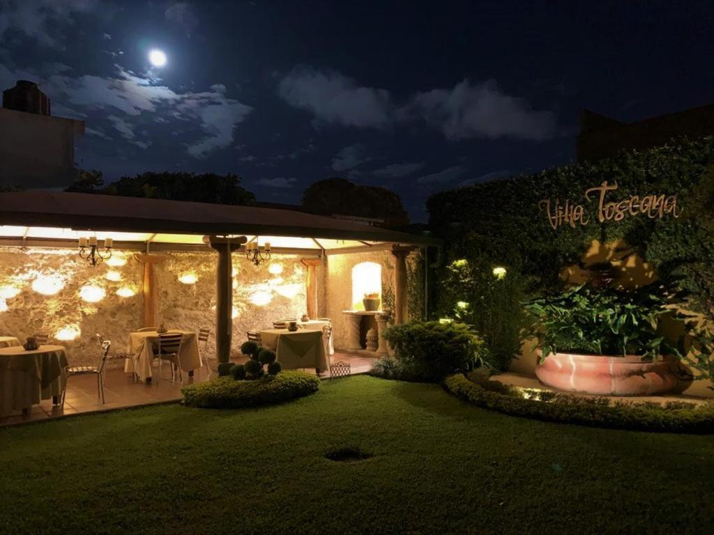Hostal Villa Toscana Città del Guatemala Esterno foto