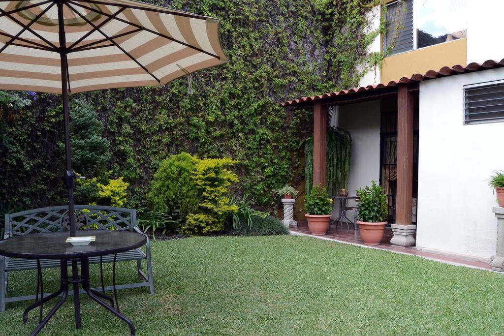 Hostal Villa Toscana Città del Guatemala Esterno foto