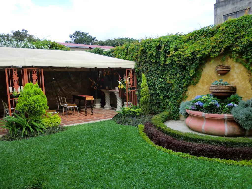 Hostal Villa Toscana Città del Guatemala Esterno foto