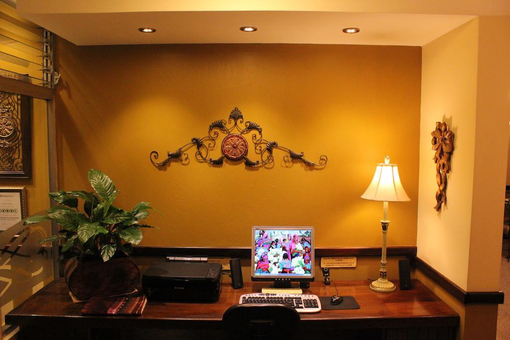 Hostal Villa Toscana Città del Guatemala Esterno foto