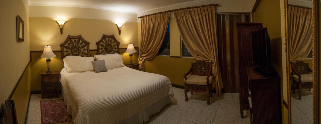 Hostal Villa Toscana Città del Guatemala Esterno foto