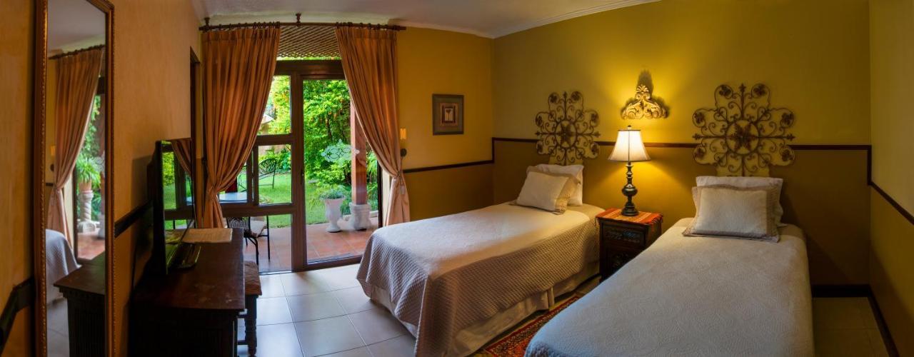 Hostal Villa Toscana Città del Guatemala Esterno foto
